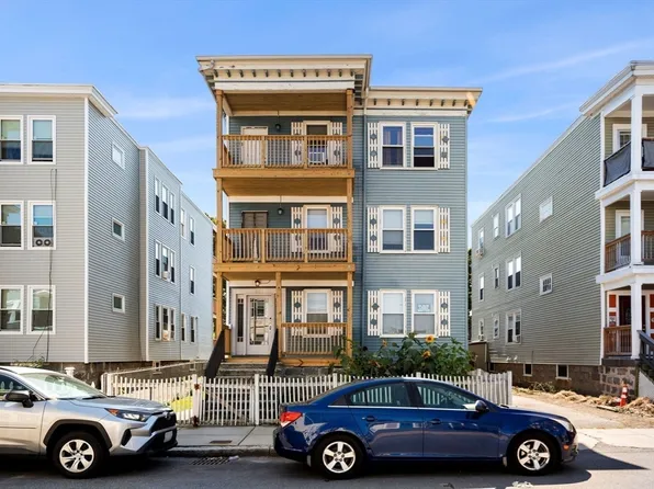 63 Whitten St #3, Dorchester, MA 02122