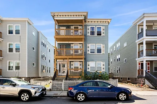 63 Whitten St #3 Photo 1