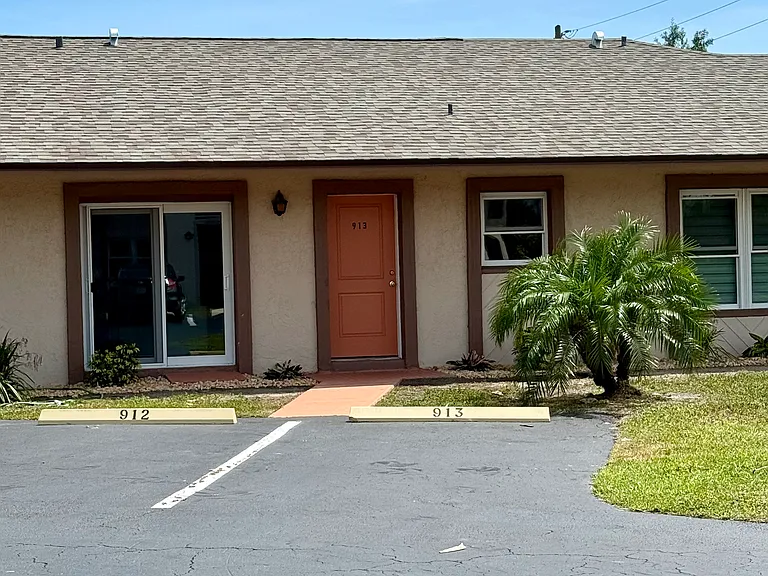 16881 Davis Rd #913 — Photo 2