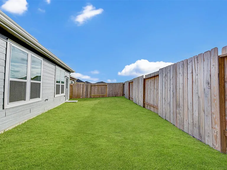25821 Hedgerow Dr — Photo 44