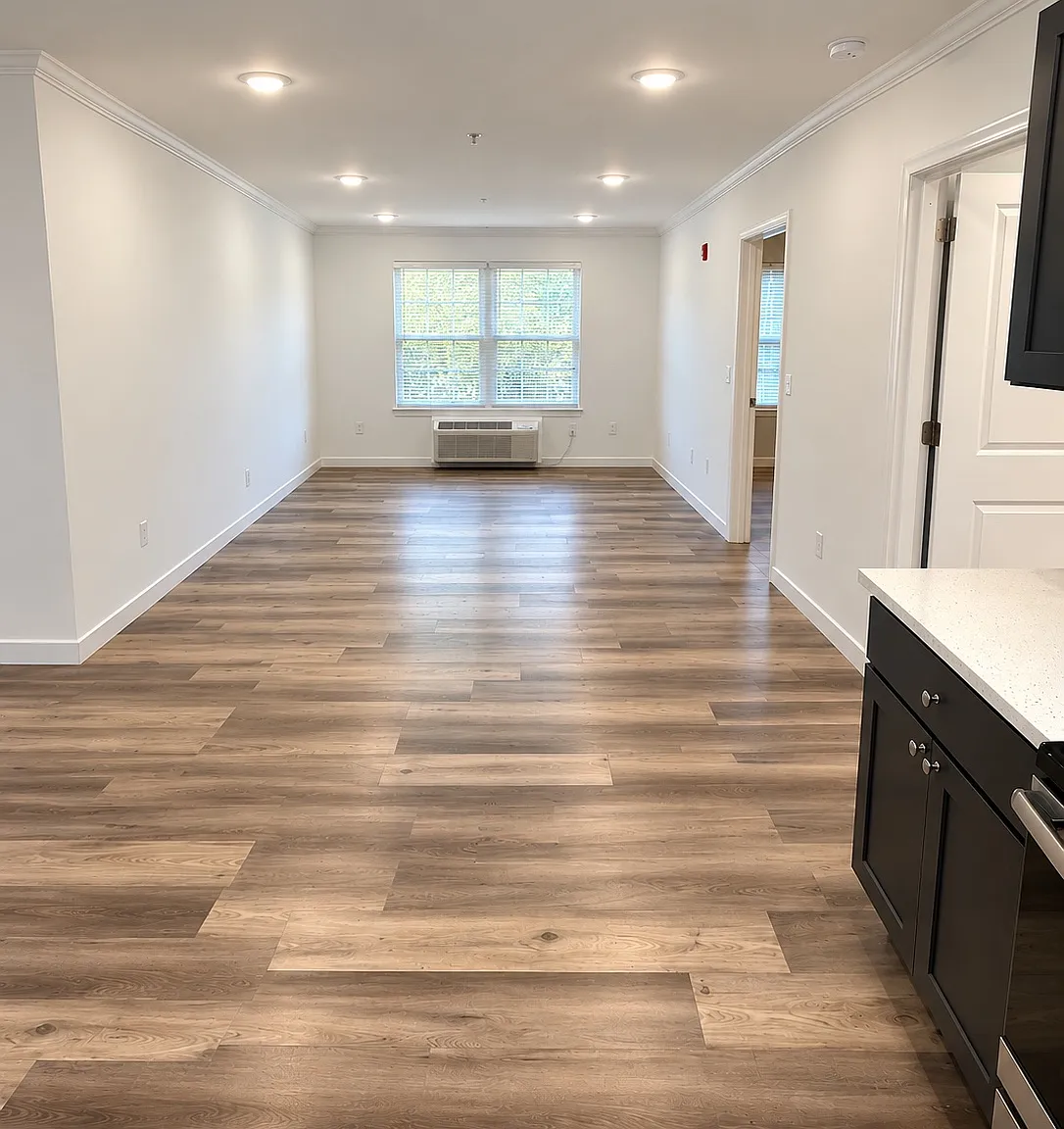 2 bed, $1,963 — Photo 4