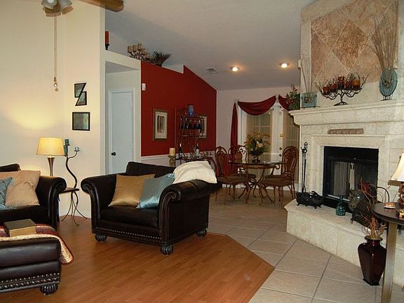 Living Room / Dining Room