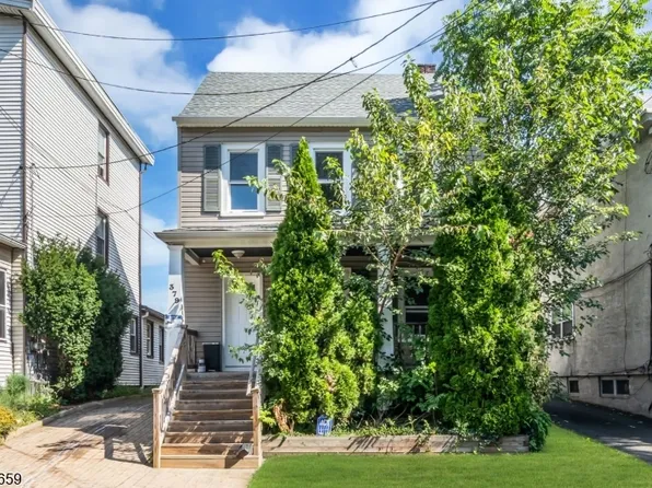 379 Seminary Ave, Rahway City, NJ 07065
