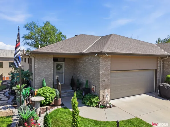2932 Park Place Ct, Lincoln, NE 68506