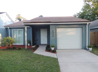 8326 Periwinkle Ct, Jacksonville, FL 32244