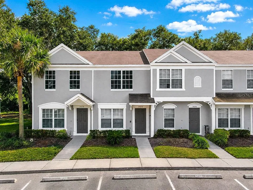2432 Lake Woodberry Cir
