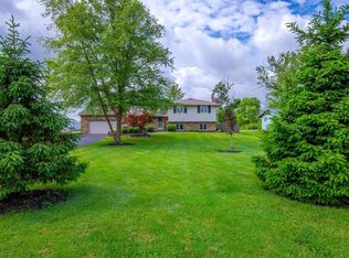 4577 Grove City Rd, Grove City, OH 43123