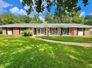 2557 Woodley Rd, Montgomery, AL 36111