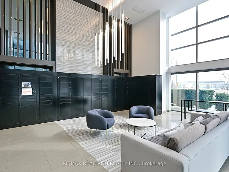 65 Oneida Cres #Penthouse 06 — Photo 5
