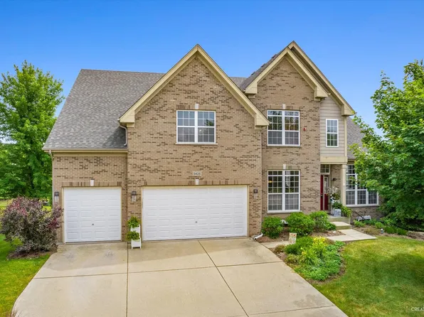 5425 Nicholson Dr, Hoffman Estates, IL 60192