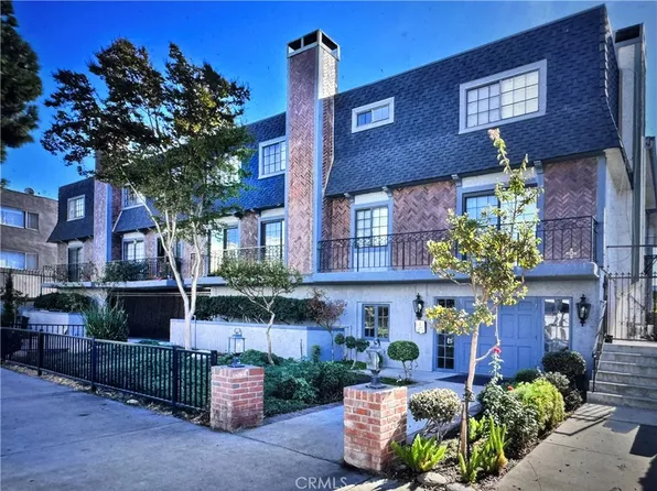 15322 Weddington St APT 3, Van Nuys, CA 91411