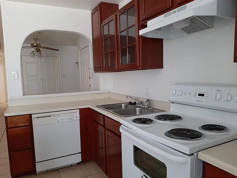 4542 Otterbury Dr #C — Photo 7