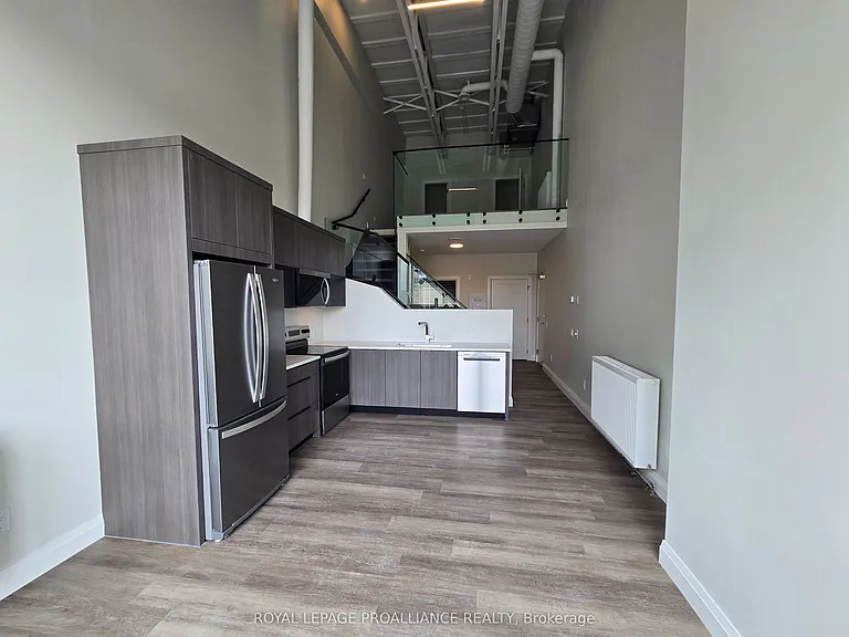 241 Front St #203 — Photo 13