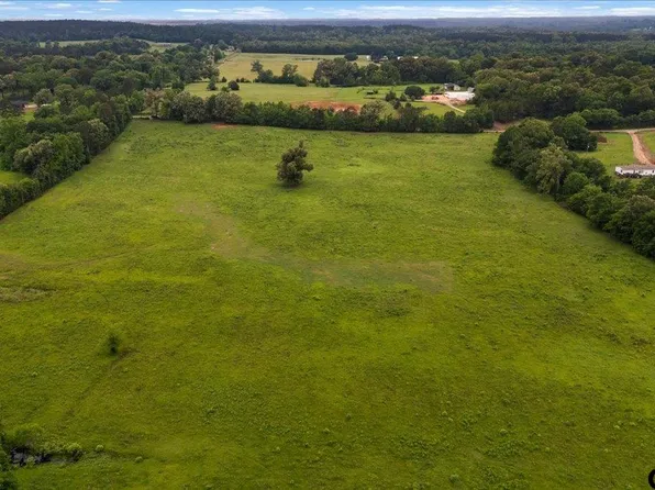 County Road 346 E, Henderson, TX 75654