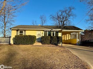 2612 Yoder Dr, Burlington, IA 52601