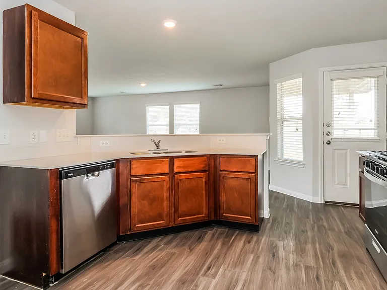 6019 Sugar Field Ln — Photo 9