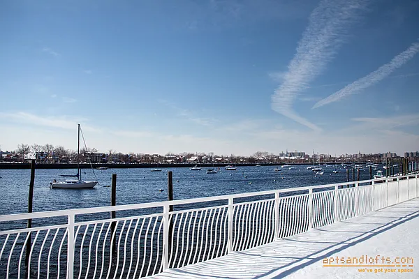 Rented by aptsandlofts.com | media 17