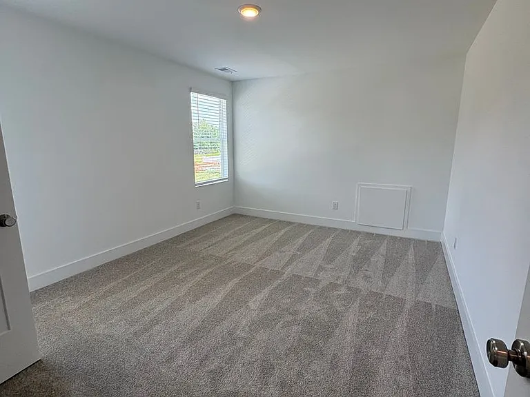 2561 Peaceful Valley Dr #84 — Photo 16