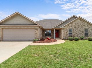 16415 Cherokee Bend Pkwy, Moundville, AL 35474