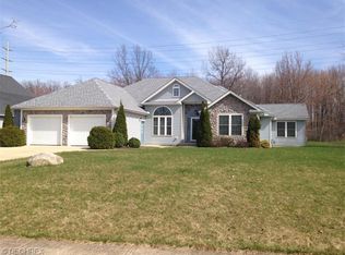 20443 Scotch Pine Way, Strongsville, OH
