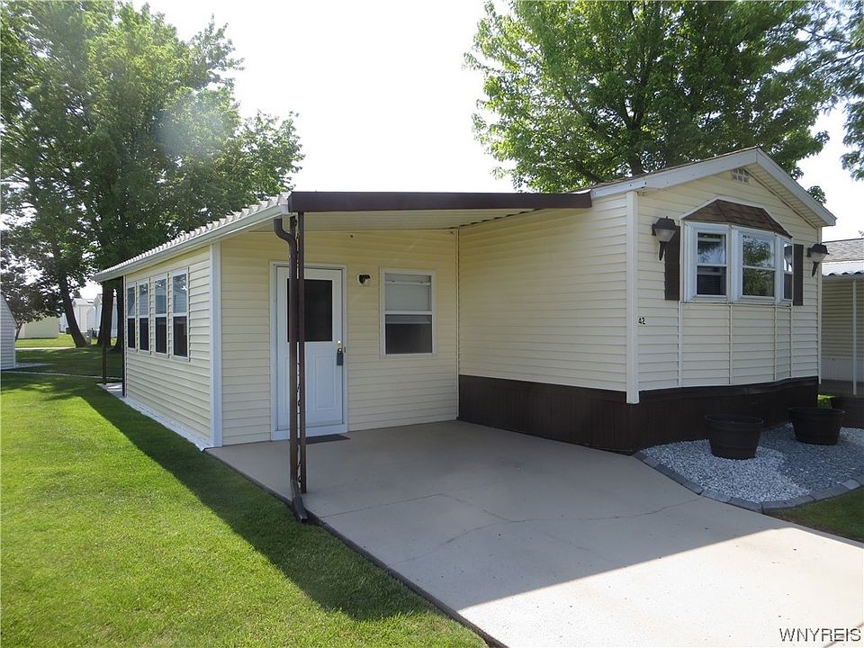 1st image of 42 Harmony Ln