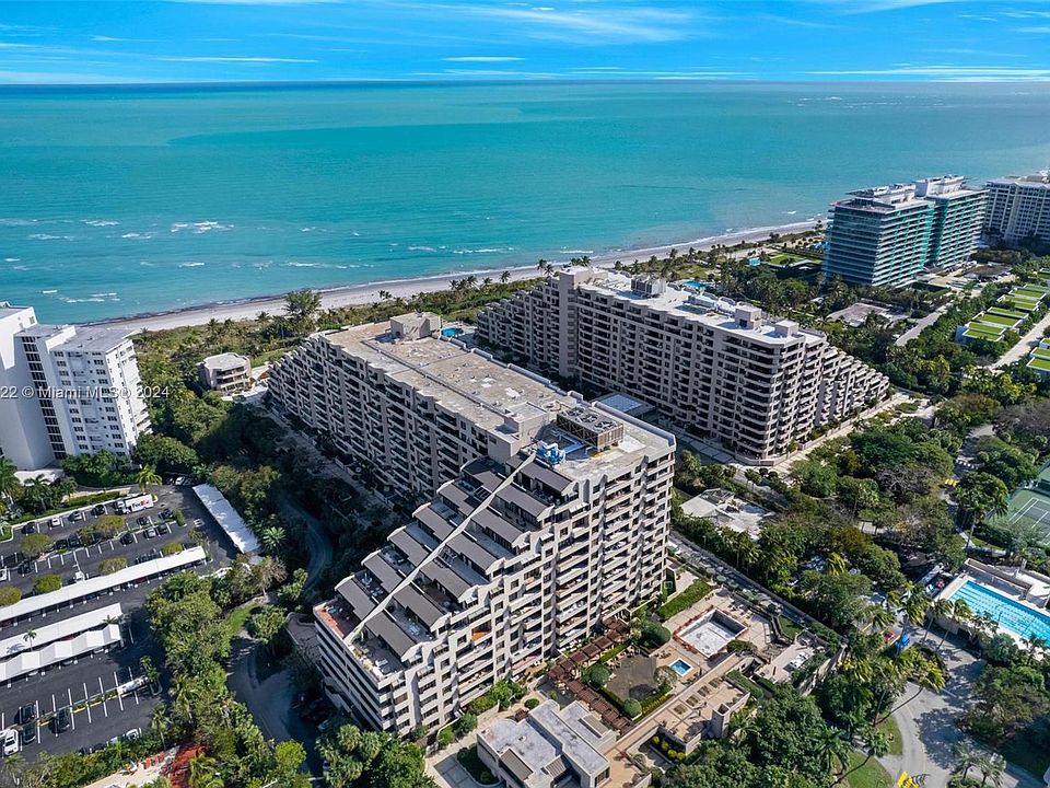 Key Colony Key Biscayne, Condos for Sale & Rent