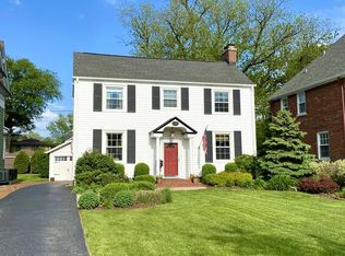 735 S Crescent Ave, Park Ridge, IL 60068