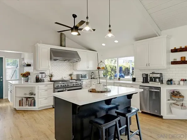 1757 Hillsdale Ln, El Cajon, CA 92019