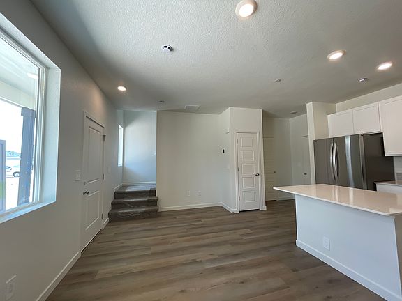 5th image of 3744 Katina Way
