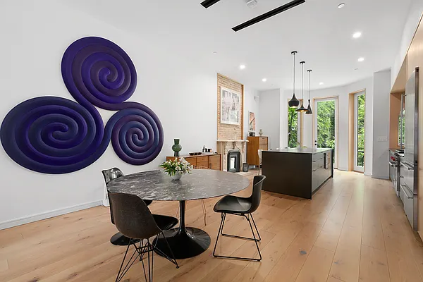 Rented by Compass | media 16