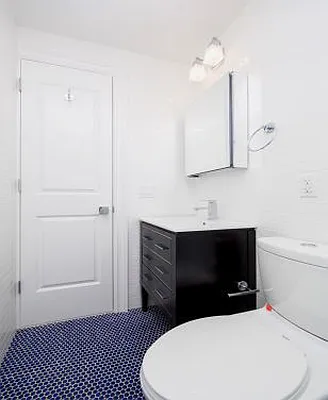 Rented by Icon Realty Management | media 7