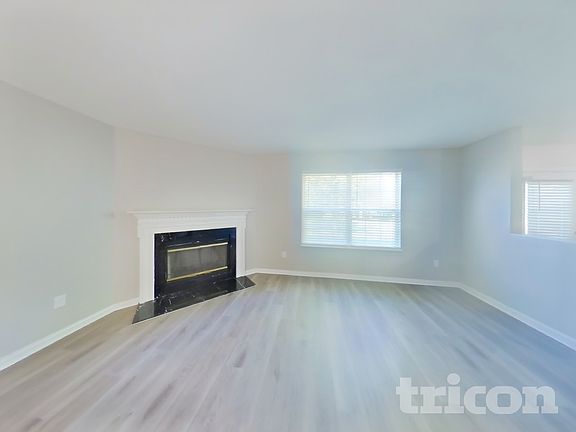 2nd image of 13600 N Ayrshire Cir