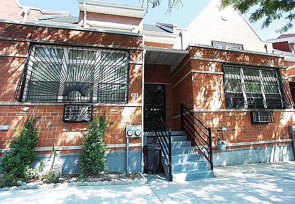 5th image of 33 Noll St #2