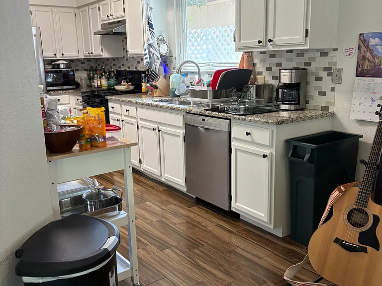 8810 Teresina Dr — Photo 17