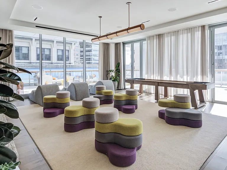 One65 Main — Photo 22
