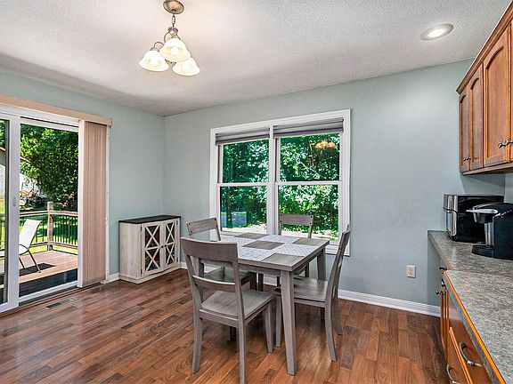 5th image of 2524 Tricia Dr