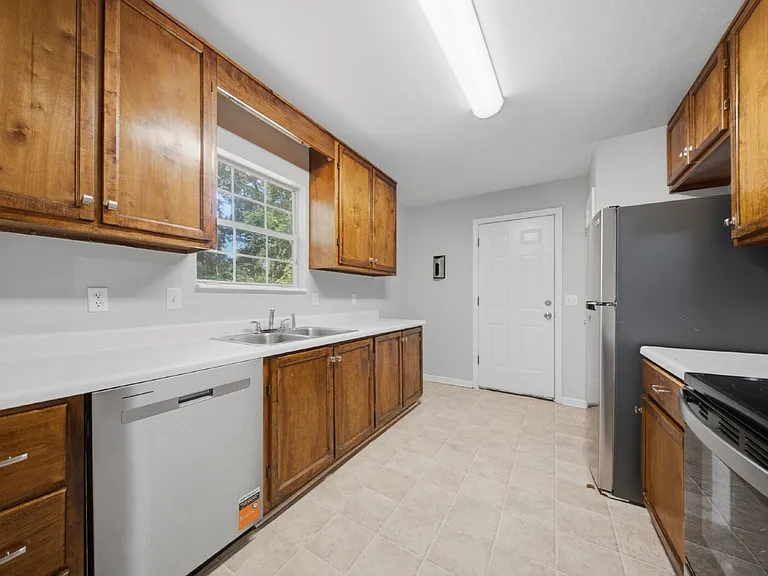 4800 Leah Ln — Photo 26