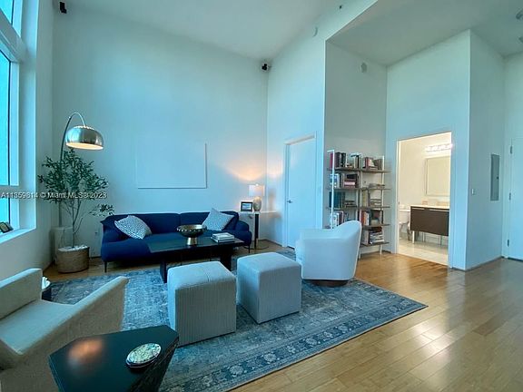 2nd image of 1900 N Bayshore Dr APT 607