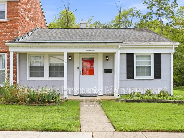 17 Farragut Ct, Willingboro, NJ 08046