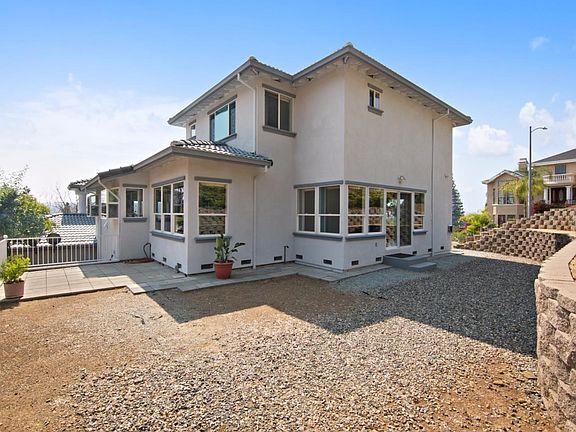 2nd image of 2750 Toro Vista Ct