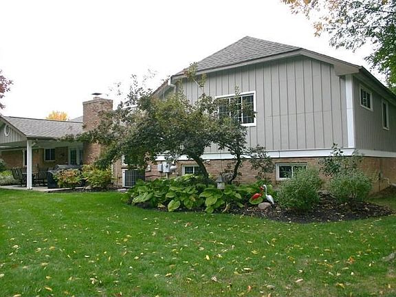 3rd image of 9033 Academy View Ct