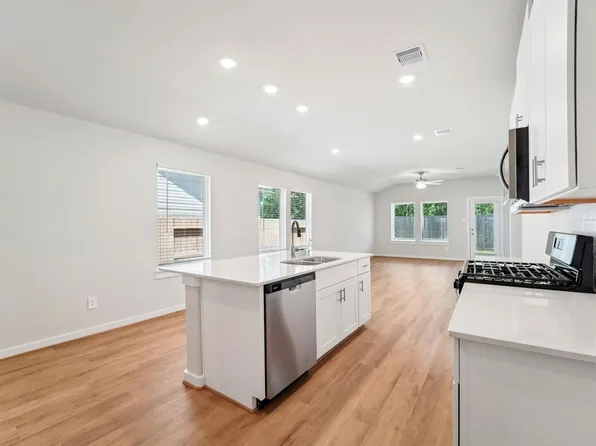 18617 Timber Glen Ct, Montgomery, TX 77316