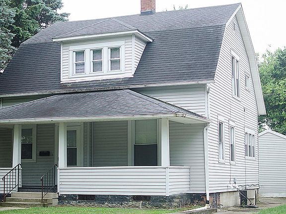 2nd image of 1009 W Beechwood Ave