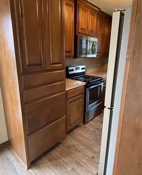 408 Boston St — Photo 14