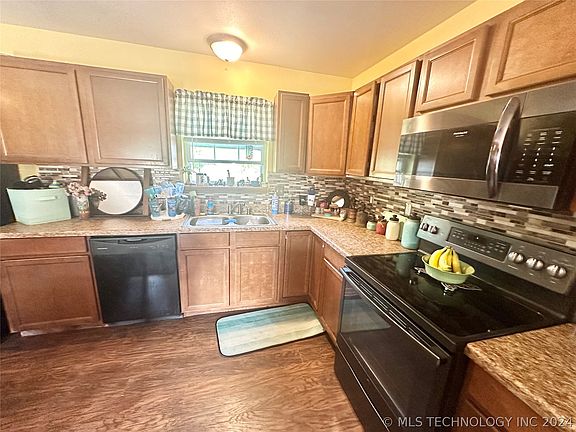 4th image of this home