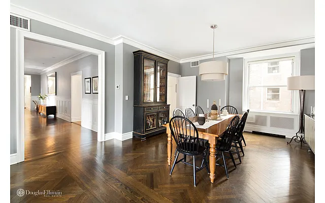 Sold by Douglas Elliman | media 18