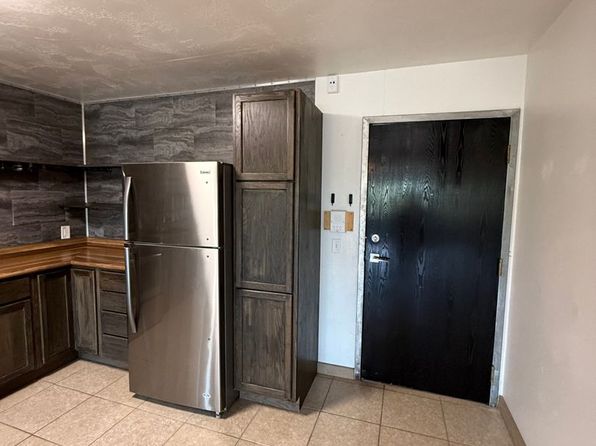 27 3rd St #201
