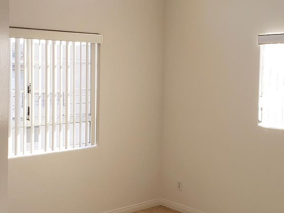 3rd image of 400 Palm Dr #100-FF400