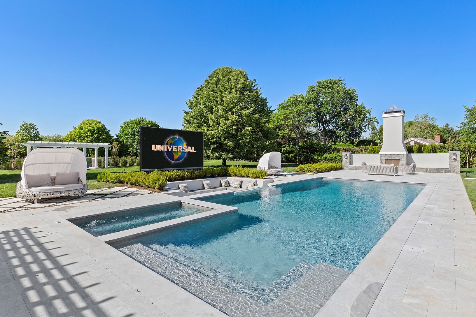 63 Duck Pond Ln in Southampton Out East