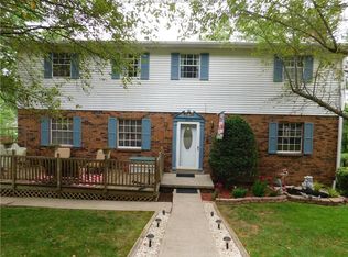5314 Front Royal Dr, Cross Lanes, WV 25313